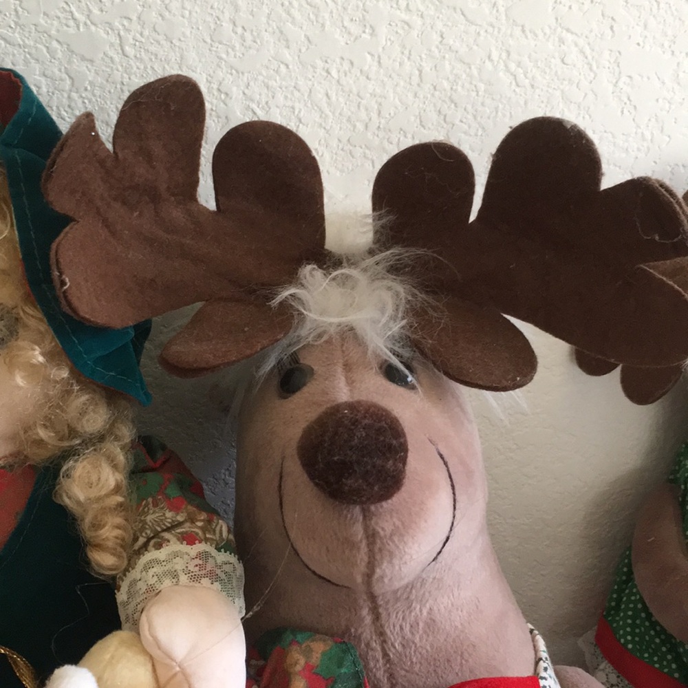 Meet your Posher, Cynthia